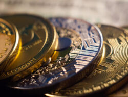 XRP Kembali Terkoreksi, di Tengah Debut ETF dan Lonjakan Investor Institusi