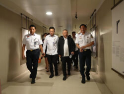 Menteri Perhubungan Kunjungi Stasiun Yogyakarta, Pastikan Pelayanan KAI Daop 6 Berjalan Optimal