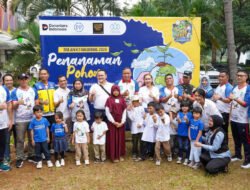 PTPP Sinergikan K3, ESG, dan Transportasi Hijau melalui Penanaman Pohon