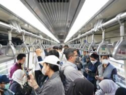 Agar Perjalanan Lebih Nyaman, Ini Tips Menggunakan LRT Jabodebek Saat Jam Sibuk
