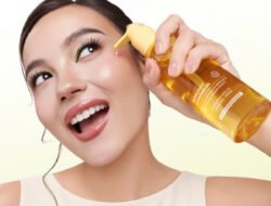 NPURE Ultra-Light Cleansing Oil – Solusi untuk Kulit Sehat dan Bercahaya