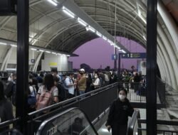 Dari Berangkat Kerja hingga Aktivitas Akhir Pekan, LRT Jabodebek Jadi Pilihan Masyarakat