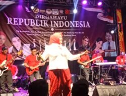 Warga RW 04 Padalarang Rayakan Puncak Acara HUT RI ke-81 Hingga Pipih Supriati Sumbangkan Suara Emasnya 