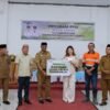 PT ASA Serahkan Beasiswa Pendidikan bagi 14 Mahasiswa di Bolaang Mongondow Timur
